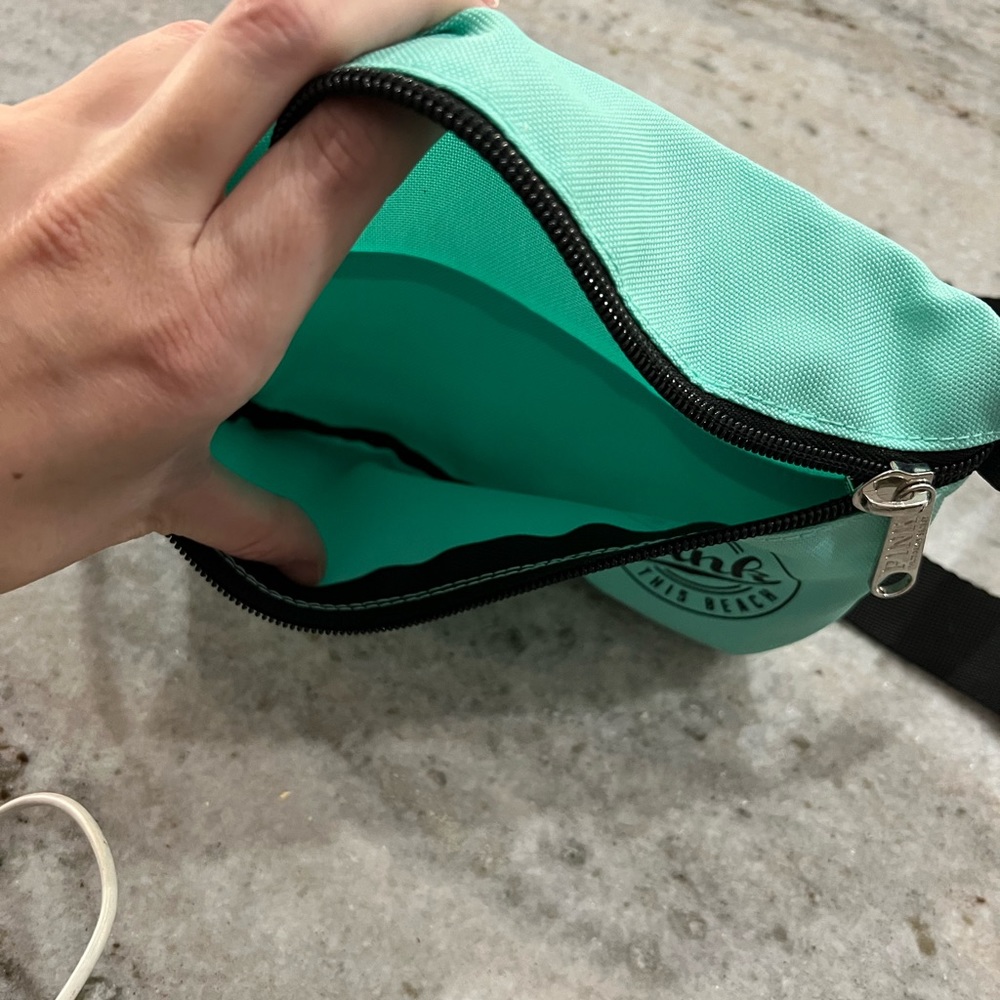 Fanny pack - Picture 3 of 3